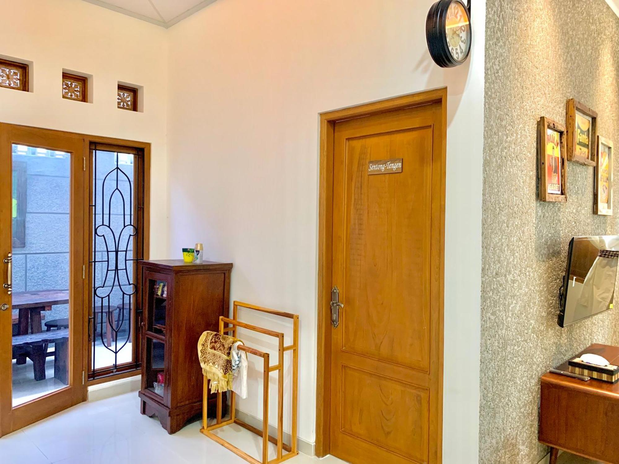 Omah Tabon Jogja - Close To Malioboro Yogyakarta Exterior photo