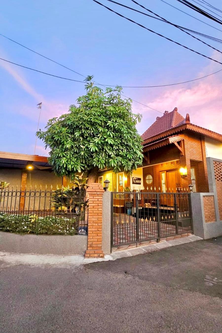 Omah Tabon Jogja - Close To Malioboro Yogyakarta Exterior photo