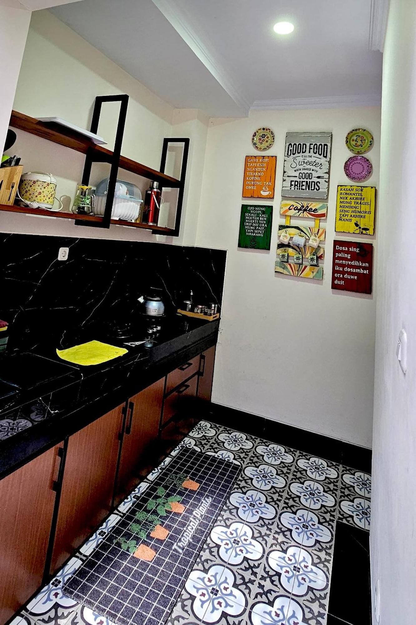 Omah Tabon Jogja - Close To Malioboro Yogyakarta Exterior photo